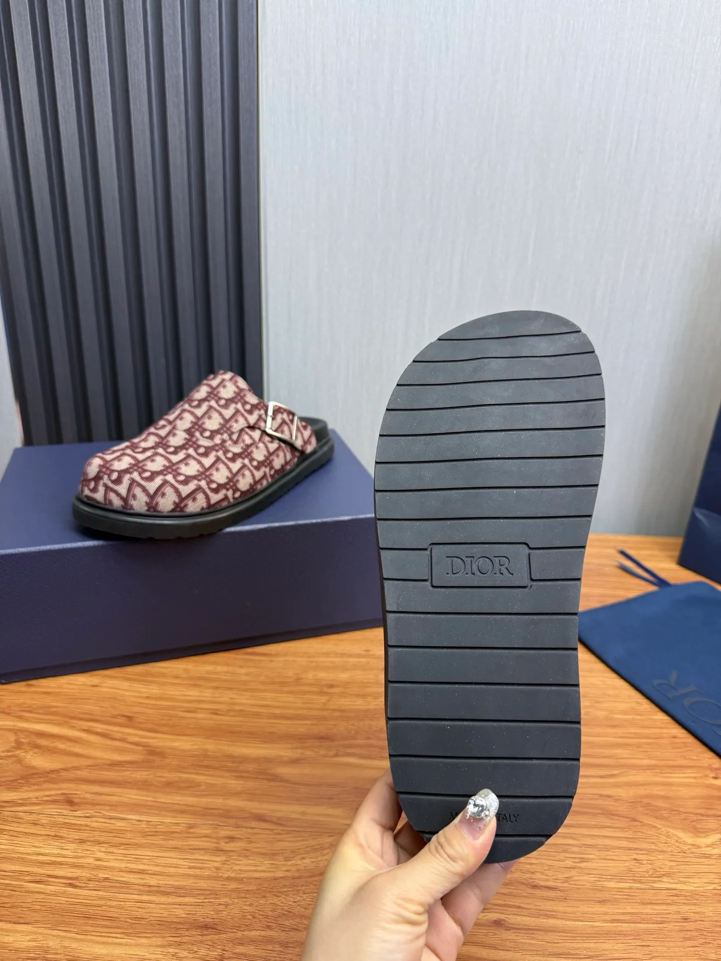 Men's men's shoes 420💰 Dior. Men's slippers🩴Official website 1:1 production 38-45 yards 45 46 🉑️Customized original material shipped✅